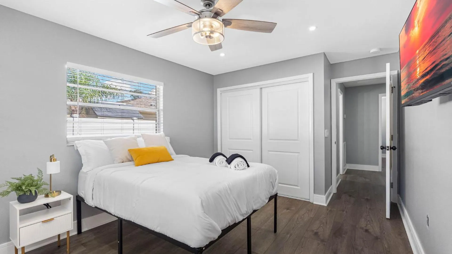 Luxurious Golf Course Retreat Vila Tampa