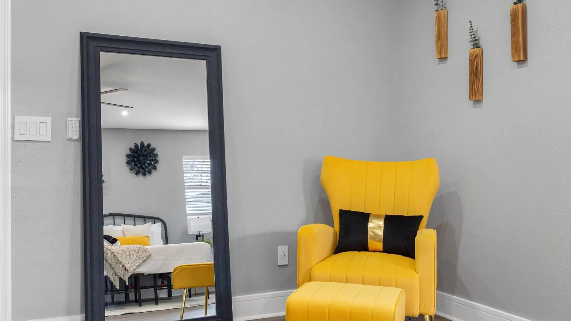 Luxurious Golf Course Retreat Vila Tampa